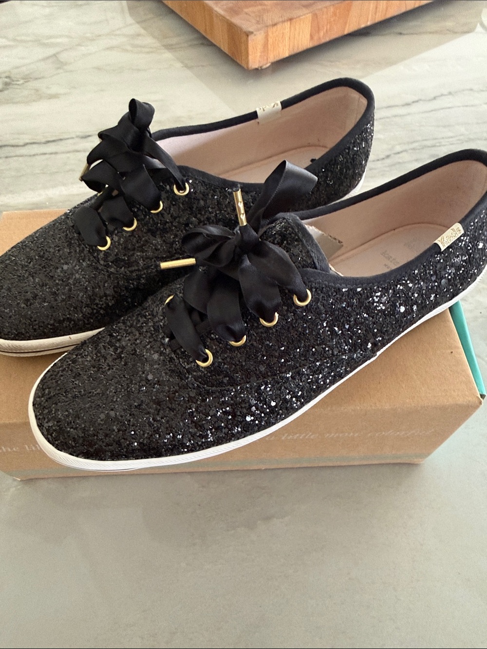 Meds‎ x Kate spade Black Glitter Ribbon Lace-Up Women’s Sneakers size 10